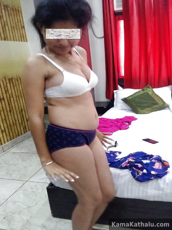 Pelli Ayina Ammayi Babe Friend Ki Nude Telugu Sex Pics